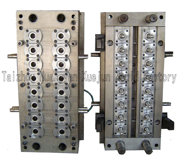 Cut Free PET Preform Mould