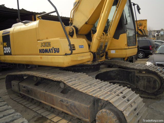 komatsu pc200-7 excavator