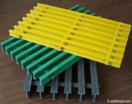 Pultruded fiberglass gratings