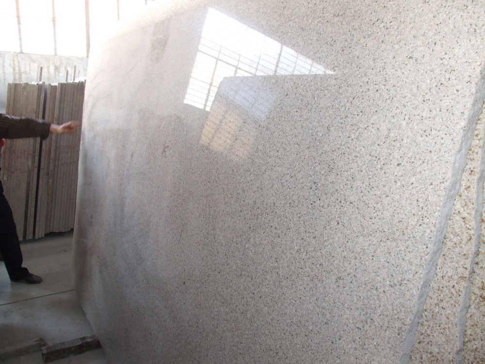Granite G682