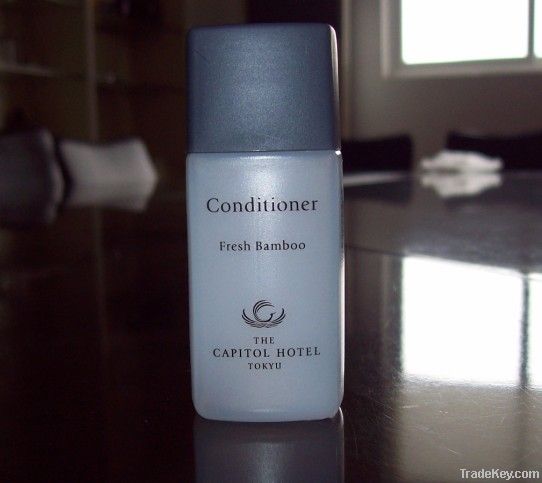 cosmetic lotion bottle 02