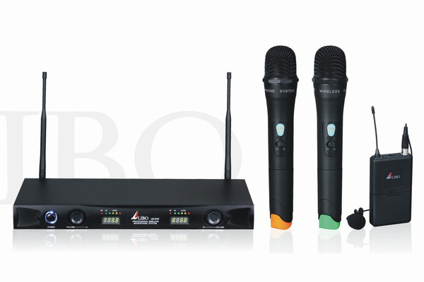 UHF-band Dual-channel wireless microphone