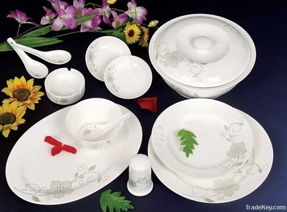 Ceramic dinnerware