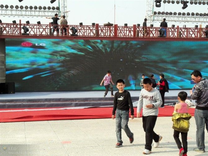 Full color P16 outdoor waterproof LED Screen, advertising LED Display