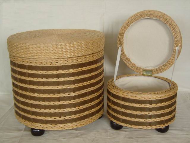 woven round laundry basket