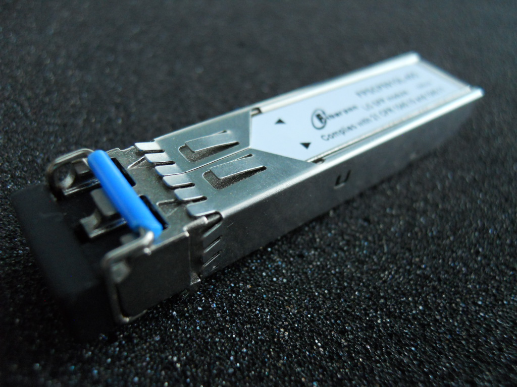 1.25G 40KM CWDM SFP Transceiver