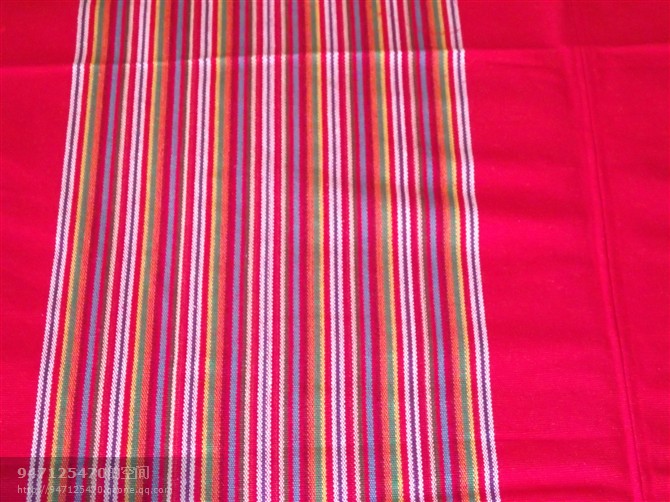 hand weaving coarse cloth