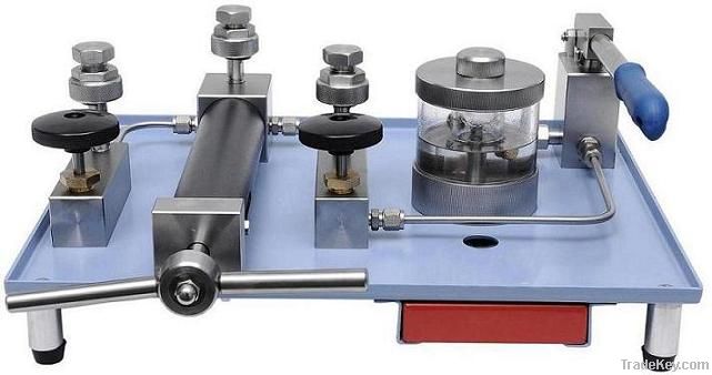 HX7610TA Hydraulic Comparator