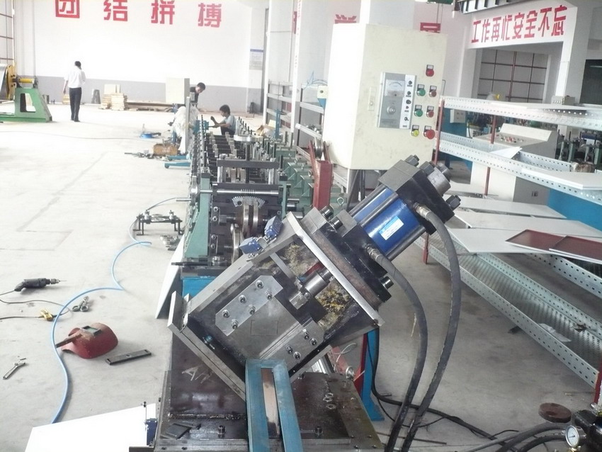 Light steel keel roll forming machine