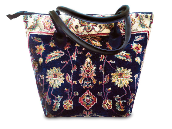 Vintage-Style large Carpet Bag