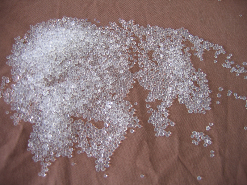 white silica gel