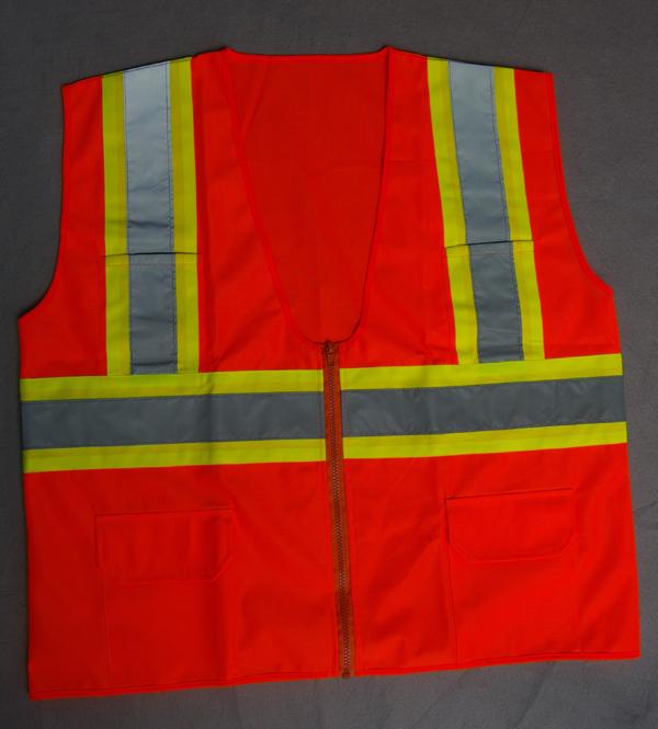 safety vest with pockets