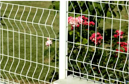 Curvy Welded Fence