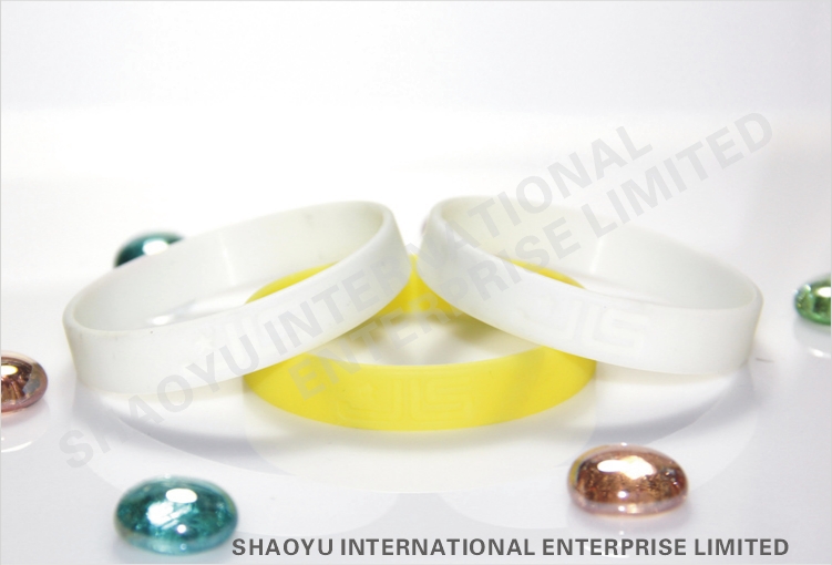 Blank silicone wristband