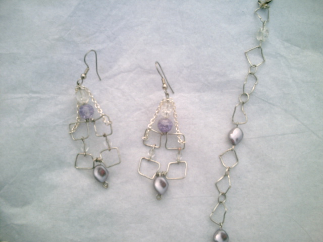 Swarvoski Wave Pearl Necklace and Earrings