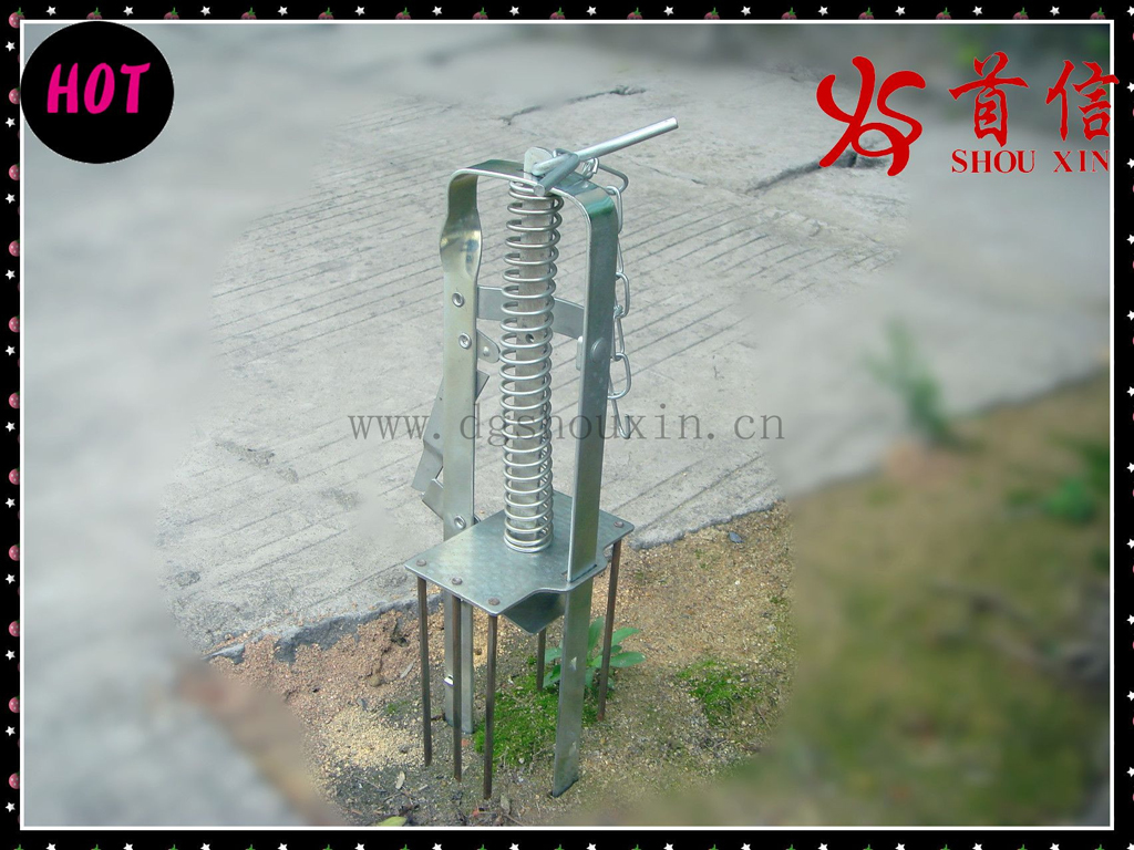 Plunger Type Gopher &amp; Pest Trap SX-5002