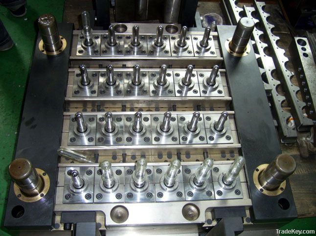 plastic pet preform mould