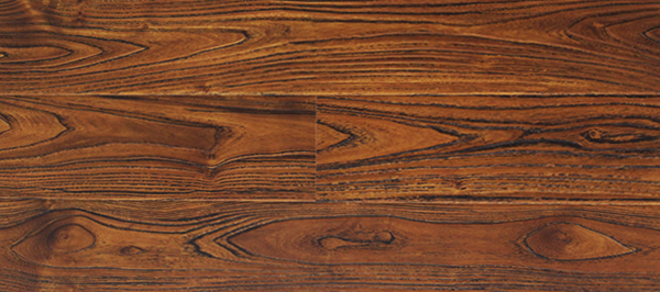 Synechronous embossed laminate flooring