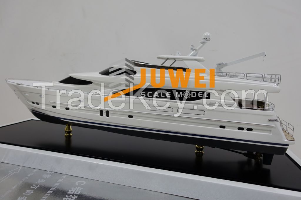 Miniature Ship Scale Model Maker with Equisite Base (JW-08)