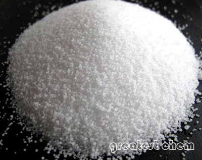 Caustic soda pearl