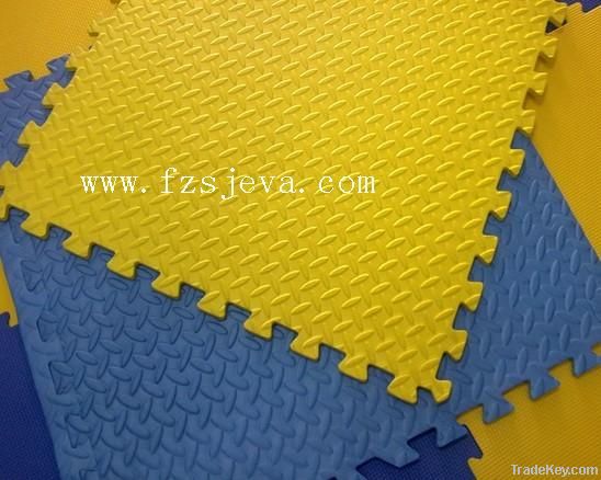 Soft&amp;non-slip interlocking foam mat