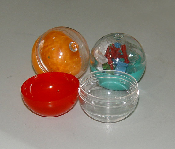 Plastic capsules