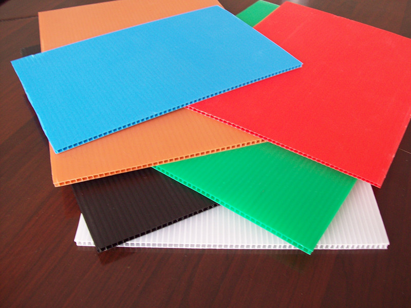 PP Corrugated Fluted Plastic Sheet / Board