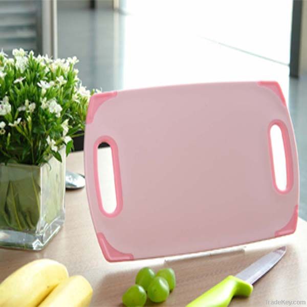 plastic chopping board