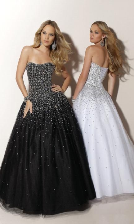 Full Skirt Prom Dresses