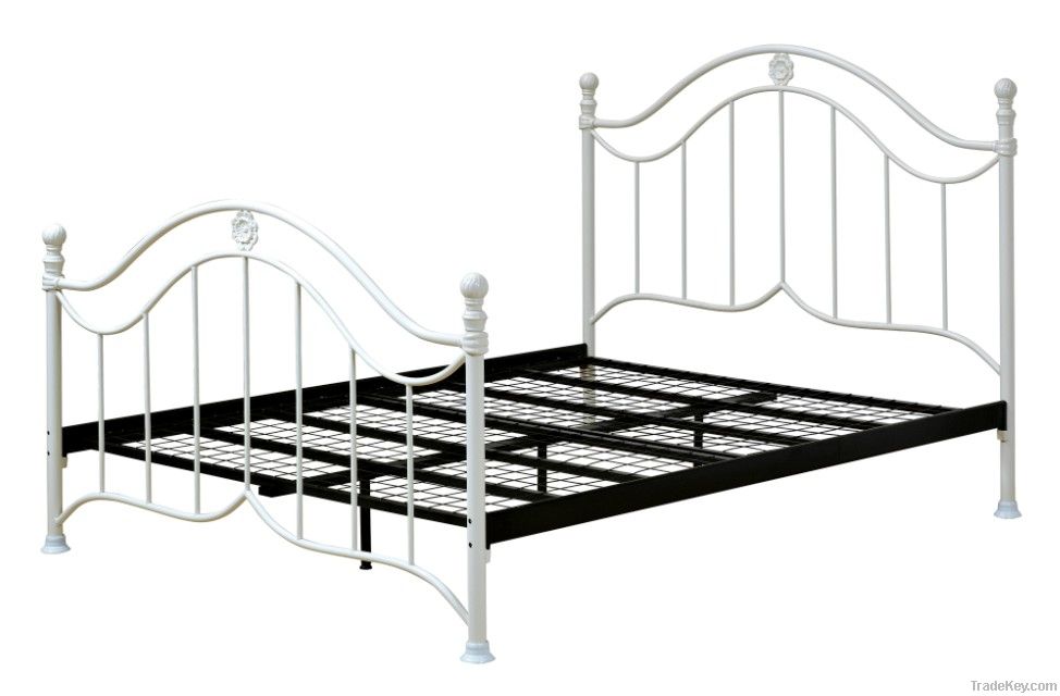 metal bed