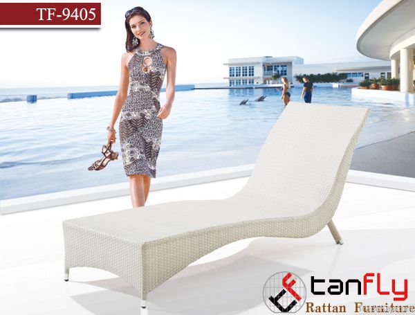 TF-9405White luxury beach chair/wicker lounger