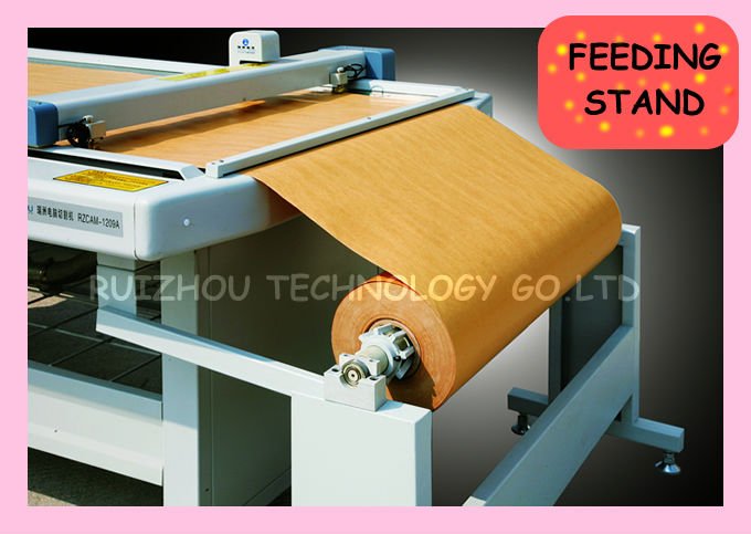 shoe pattern vaccum suction cutting machine with auto feeding