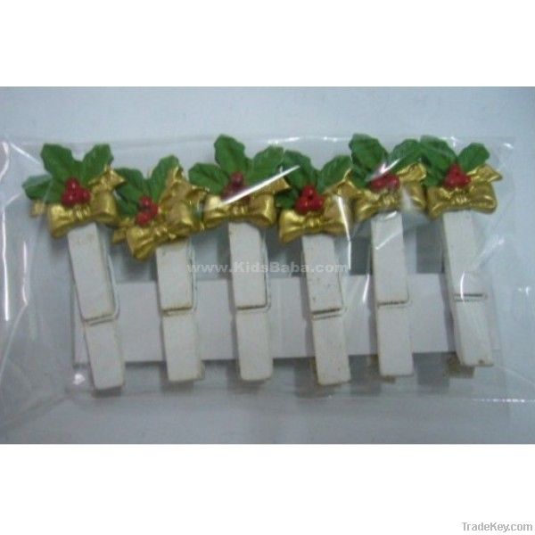 wooden clothes pegs