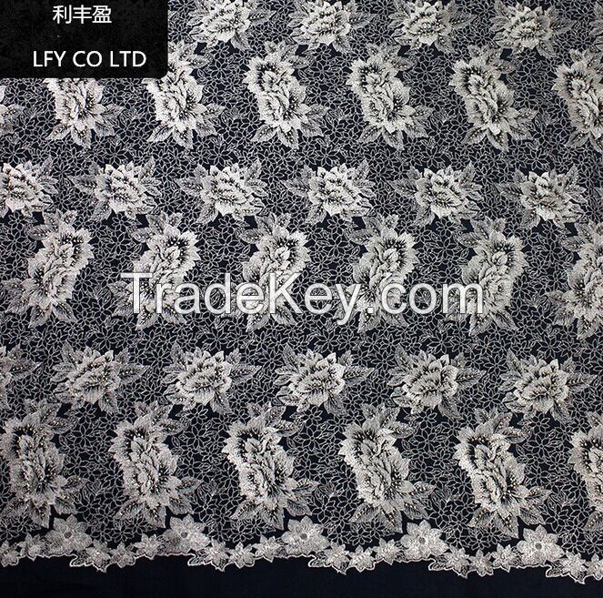 High density big flower Africa lace fabric with breads grown dress embroidered lace fabric 