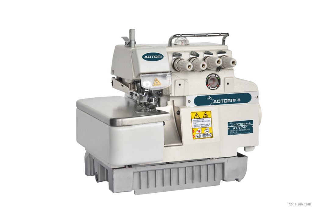 High speed 5 thread overlock sewing machine