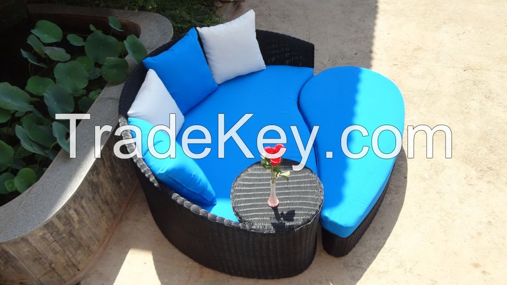 OUTDOOR FURNITTURE, RATTAN FURNITURE