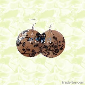 Natural shell pearl earrings