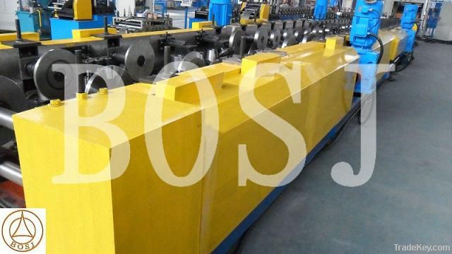 Cantilever type cable tray roll forming machine