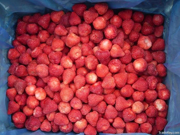 strawberry, lingonberry, raspberry, Apricot halves