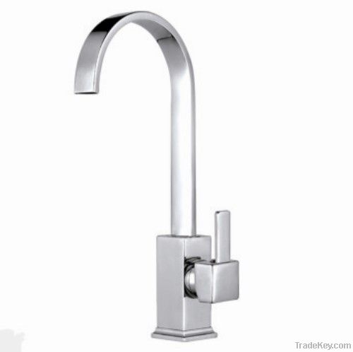 Single Handle Kitchen Faucet