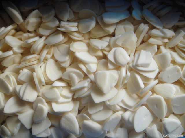 2011 frozen (IQF) peeled garlic cloves