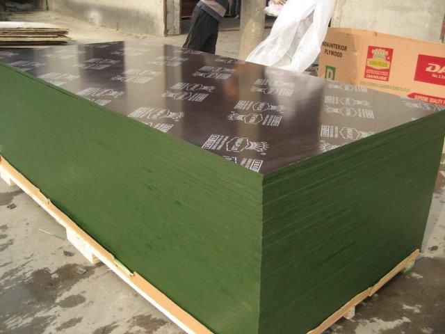 Brown film faced plywood