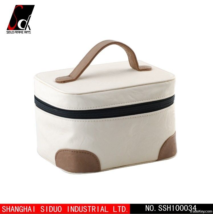 Fashion cosmetic bag