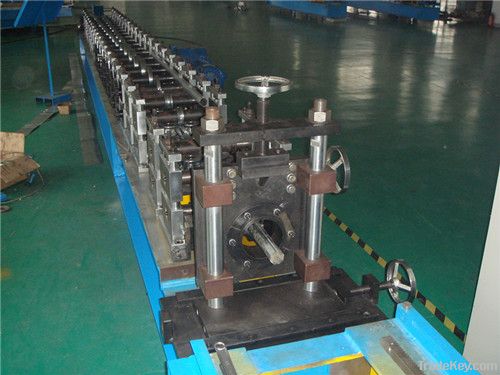 Octagon pipe roll forming machine