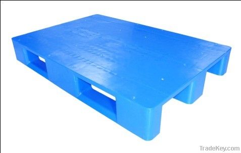 Plastic pallet