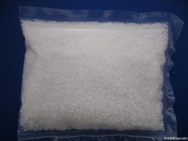 Caustic soda pearls