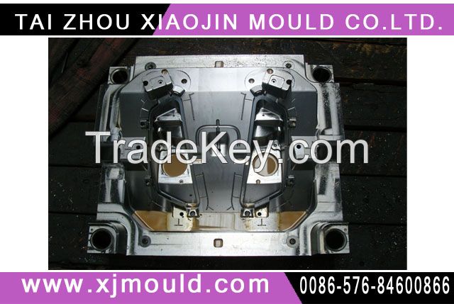 plastic injection car headlamp mould 