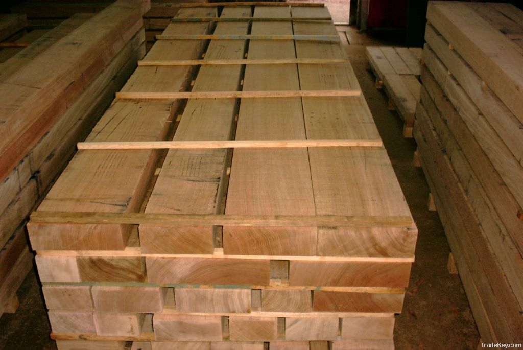 Oak lumber