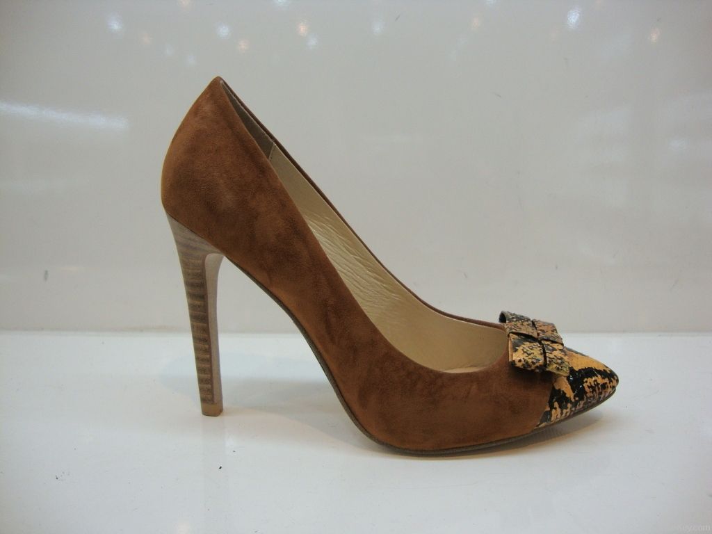 Ladies Black High Heels Pump001