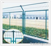 welded wire mesh fence